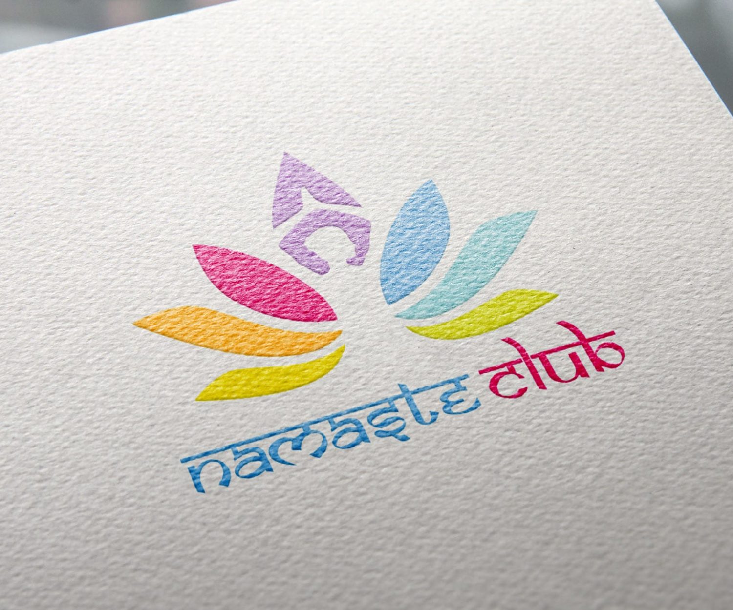 Création logo Namaste Club